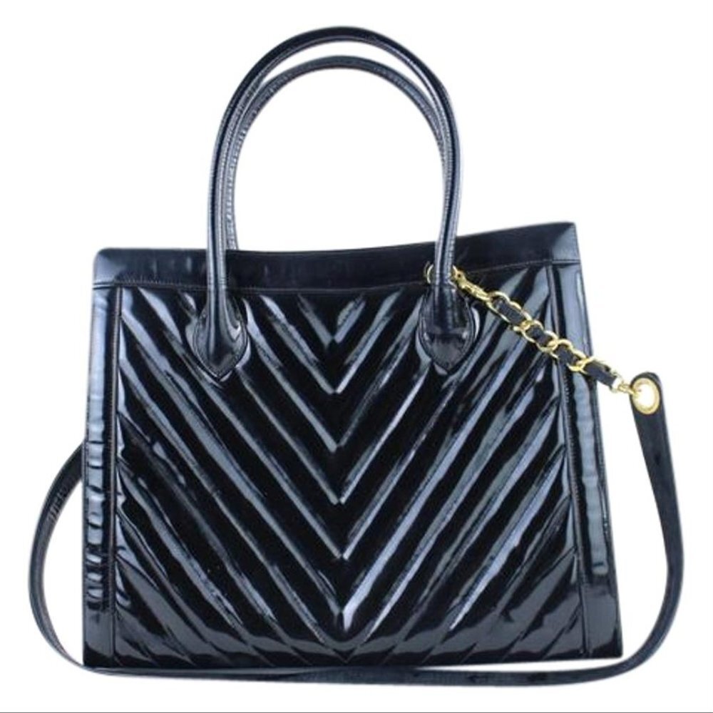 CHANEL Quilted Chevron 2way Tote Patent 221916